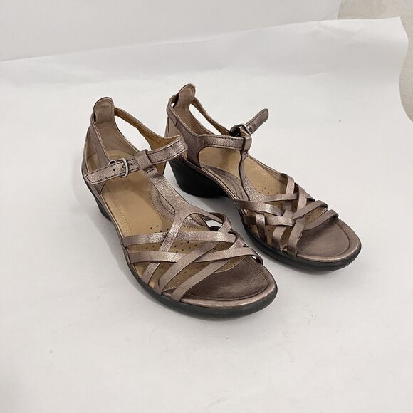 ECCO Sandal Size 6.5 EU 37 Comfort Metallic Gold Leather Gladiator T Strap Flash - Picture 1 of 8